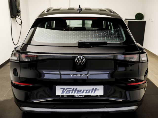 VW - T-Roc Trend 1.5 eTSI DSG Kamera_4