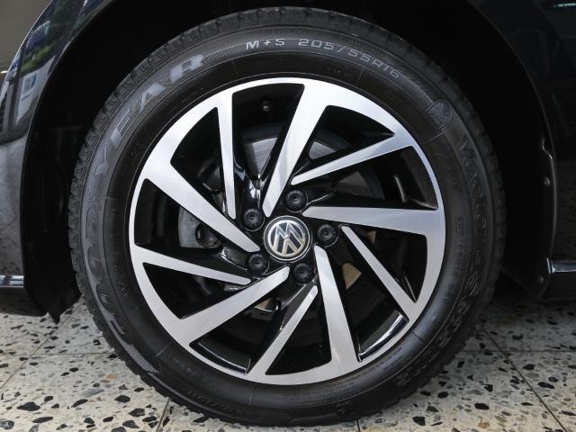 VW - Golf VII 1.0 TSI Join NAVI PDC SHZ_3 VW - Golf VII 1.0 TSI Join NAVI PDC SHZ_3