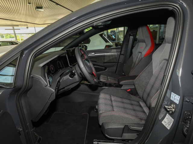 VW - Golf GTI VIII 2.0 TSI DSG Kamera ACC Lane Assist Winter_6