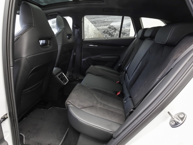 Skoda - Enyaq 60 Sportline Navi Kamera Pano Matrix_14