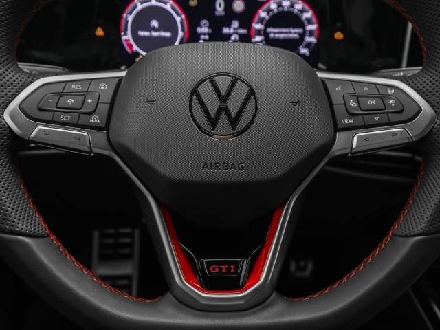 VW - Golf GTI Clubsport 2.0 TSI DSG Light Assist Winter_9