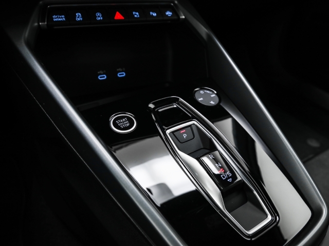 Audi - A3 allstreet 35 TFSI AHK Matrix Standhzg. ACC Navi_17