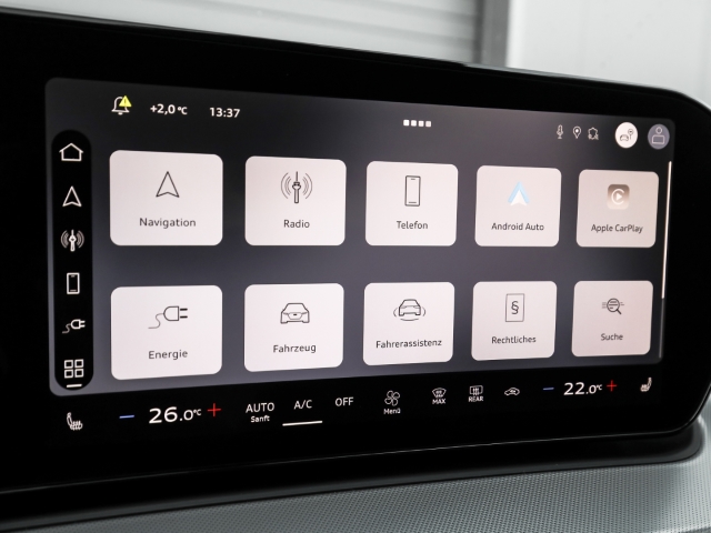 Audi - Q3 e-hybrid ACC LED ParkAssist Kamera_12