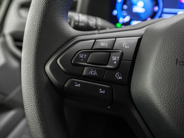 VW - Transporter Kasten 2.0 TDI KR AHK Ganzjahresreifen_9