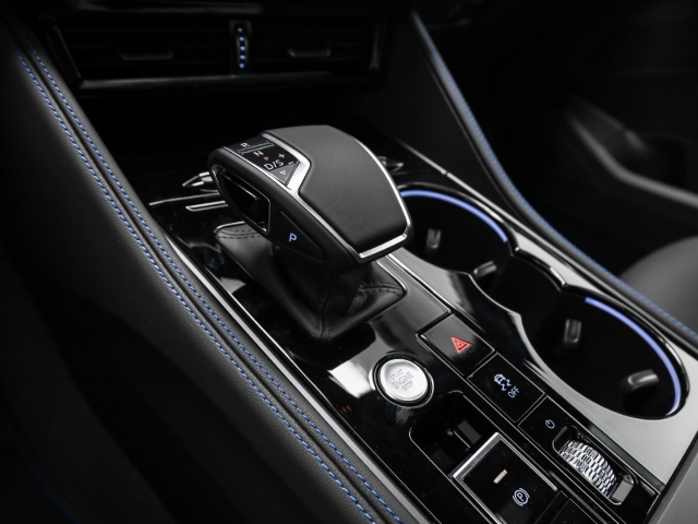 VW - Touareg R 3.0 V6 eHybrid 4M Navi Kamera HuD Dynaudio_13