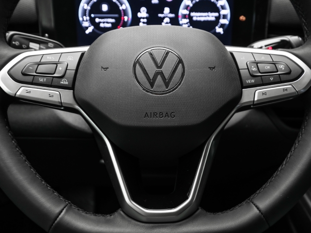 VW - T-Roc Trend 1.5 eTSI DSG Kamera_9