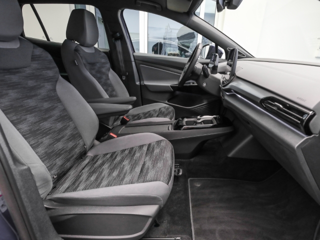 VW - ID.4 Pure Performance Navi AHK Harman HuD_11