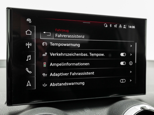 Audi - Q2 40 TFSI quattro advanced Leder Navi ACC_13