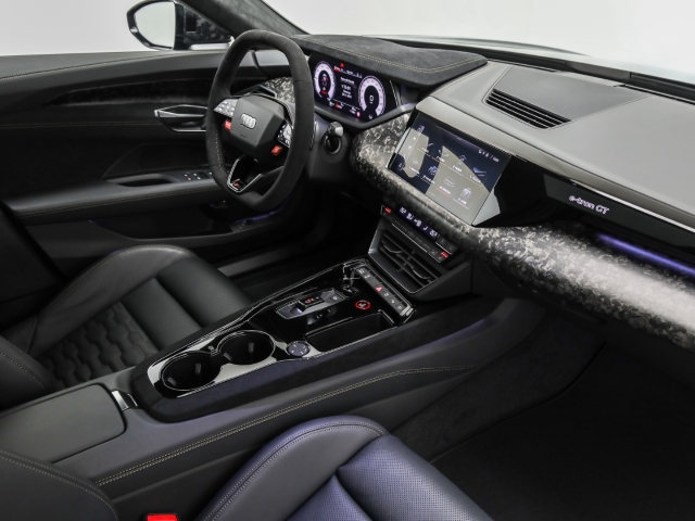 Audi - RS e-tron GT performance HUD Aktivfahrw. Laser Keramik_17