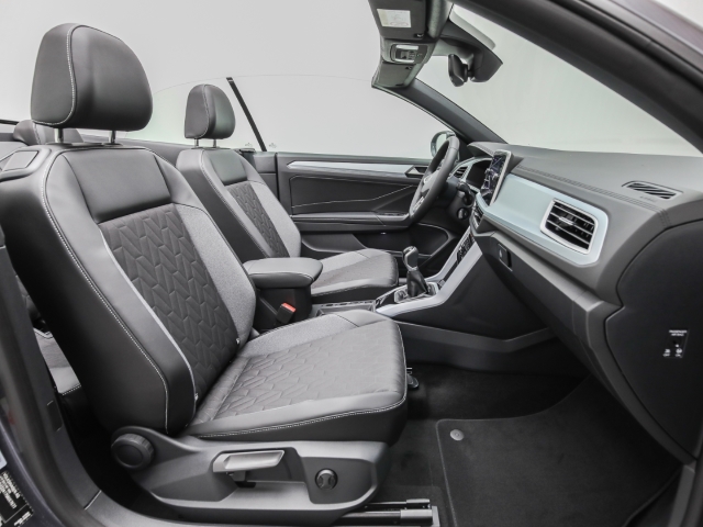 VW - T-Roc Cabriolet 1.0 TSI GOAL Kamera Ganzjahresreifen_13