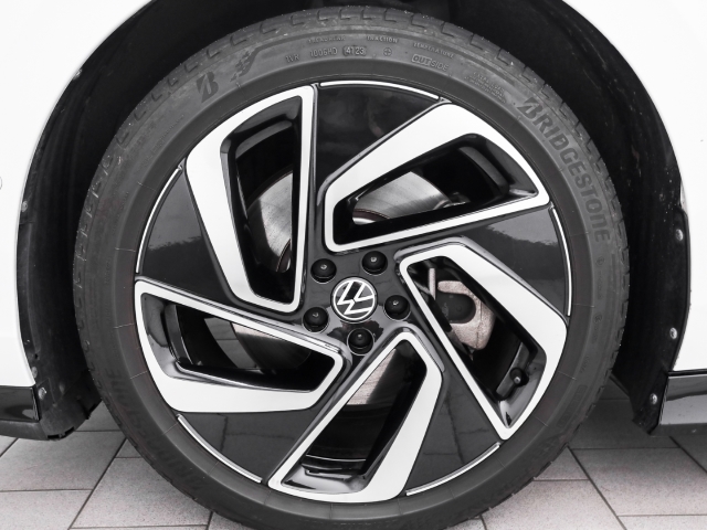VW - ID.7 Tourer Pro AHK Navi Kamera IQ.Light_3 VW - ID.7 Tourer Pro AHK Navi Kamera IQ.Light_3