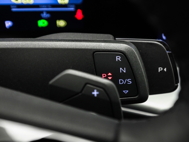 Audi - Q3 TFSI quattro S line AHK LED ACC Kamera_15