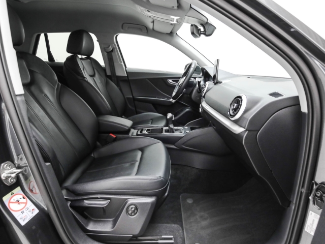 Audi - Q2 40 TFSI quattro S line Leder Navi AHK ACC Kamera_5
