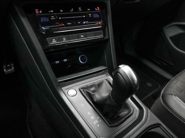 VW - Touran 2.0 TDI DSG GOAL Navi AHK 7-Sitzer_10