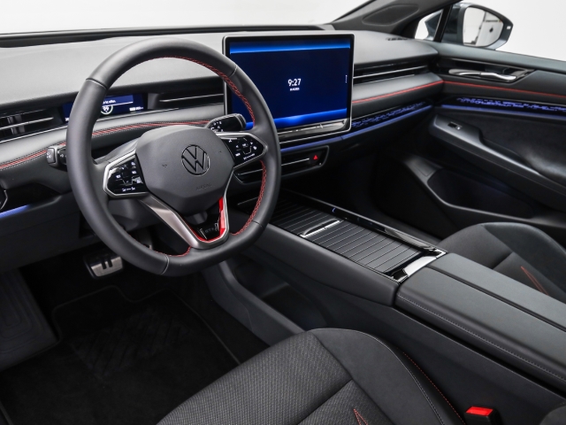 VW - ID.7 Tourer GTX 4MOTION AHK Navi Kamera DCC_8 VW - ID.7 Tourer GTX 4MOTION AHK Navi Kamera DCC_8