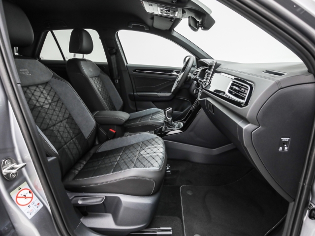 VW - T-Roc R-Line 1.5 TSI DSG Ganzjahresreifen_13