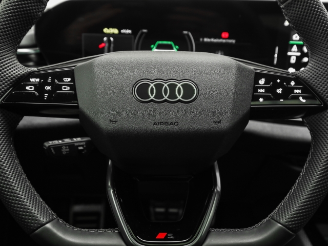 Audi - A5 Avant e-hybrid edition one HUD AHK Pano Matrix_10