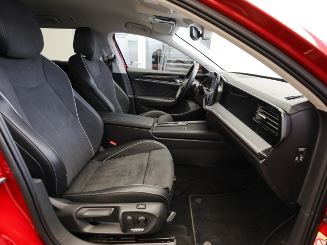 VW - Passat 2.0 TDI DSG Business AHK AreaView IQ.Drive_11