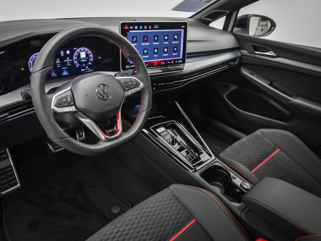 VW - Golf Clubsport 2.0 TSI DSG Navi Pano Akrapovic Winter_9