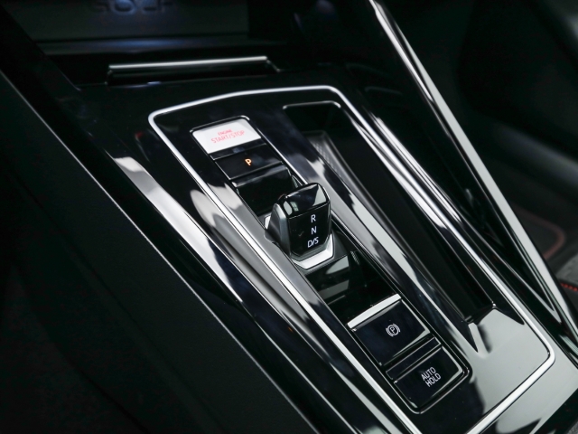 VW - Golf GTI Clubsport 2.0 TSI DSG Pano Navi Matrix_11