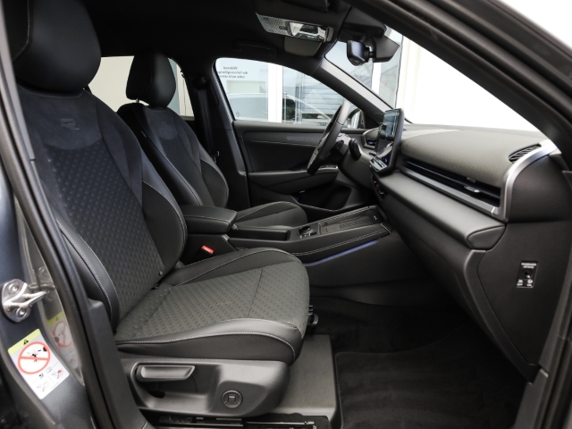 VW - T-Roc R-Line 1.5 eTSI DSG AHK Kamera Ganzjahresreifen_12