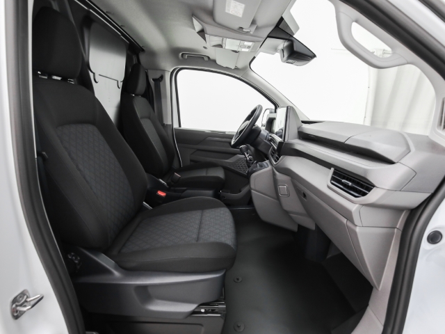 VW - T7 Transporter Kasten 2.0 TDI KR AHK Ganzjahresreifen_12