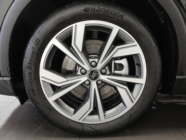 Audi - Q4 e-tron Sportback 45 S line AHK HUD Navi Matrix_4