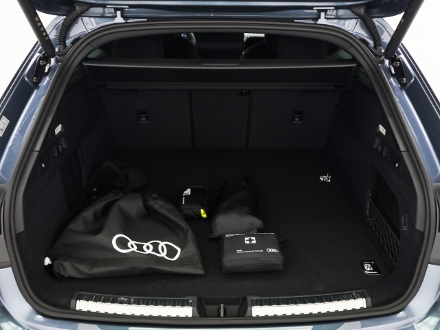 Audi - A5 Avant e-hybrid advanced ACC AHK Navi Matrix_20