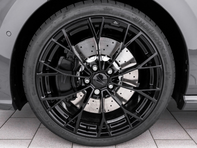 VW - Golf R BLACK EDITION 2.0 TSI 4M DSG Pano Navi Winter_3