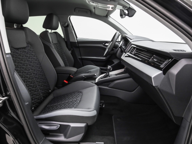 Audi - A1 allstreet 30 TFSI S tronic CarPlay LED ACC_9