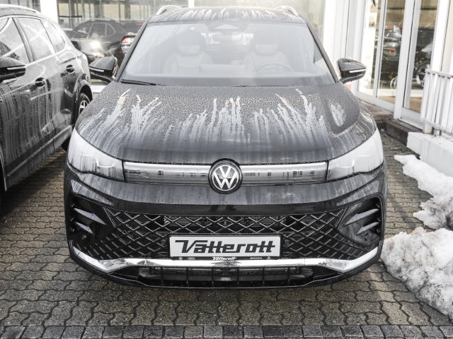 VW - Tiguan R-Line 1.5 eTSI DSG Navi Leder Anschlussgarantie_2