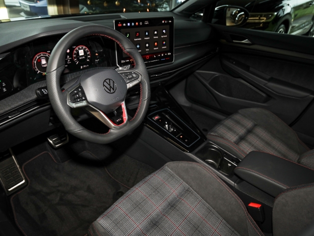 VW - Golf GTI 2.0 TSI DSG Kamera Light Assist Winter_8