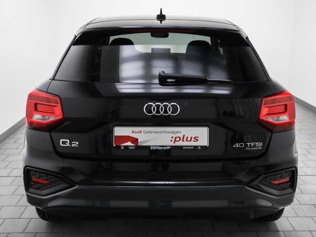 Audi - Q2 40 TFSI quattro advanced Leder Navi ACC_4