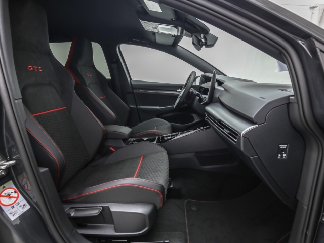 VW - Golf GTI Clubsport 2.0 TSI DSG Light Assist Winter_13