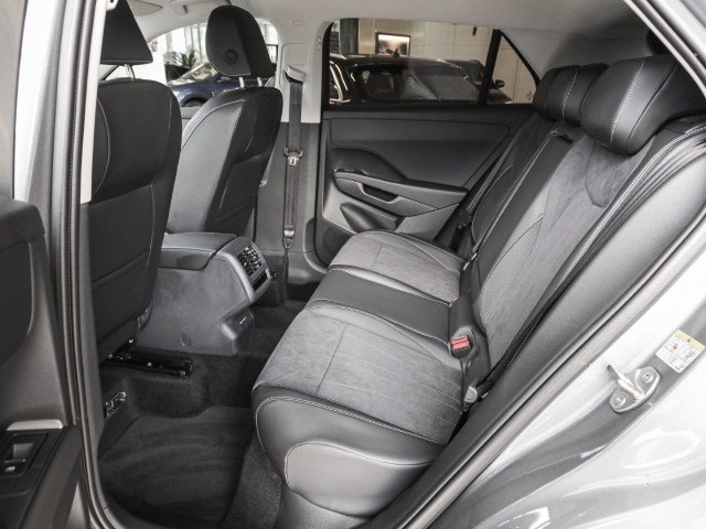 VW - T-Roc Style 1.5 eTSI DSG AHK Navi Kamera Matrix_13