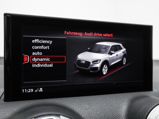 Audi - Q2 35 TDI quattro advanced ACC LED Navi_13