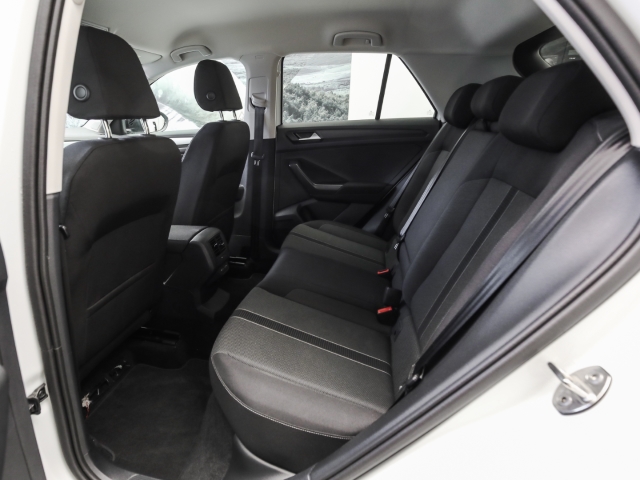 VW - T-Roc 1.5 TSI LIFE Navi LED Kamera_12