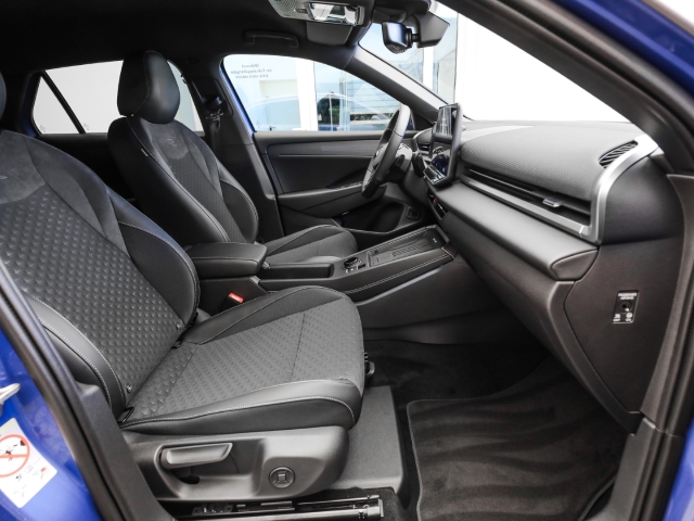 VW - T-Roc R-Line 1.5 eTSI DSG AHK Navi Kamera Matrix_12