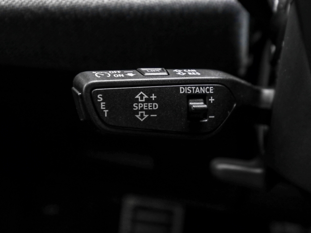 Audi - A5 Avant TDI quattro S line AHK ParkAssist Navi_11