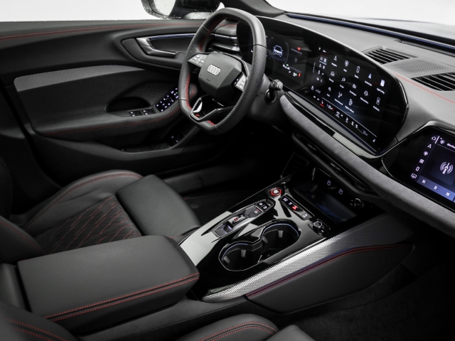 Audi - A5 Avant e-hybrid quattro S line B&O Pano AHK Matrix_17