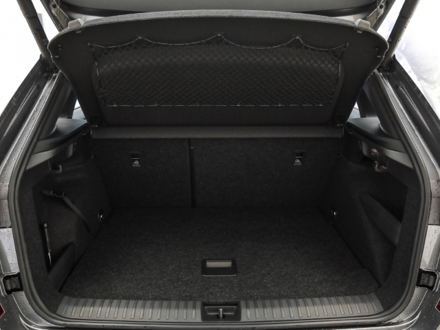 Skoda - Kamiq Monte Carlo 1.5 TSI DSG Pano Navi Kamera Komfort Plus_15