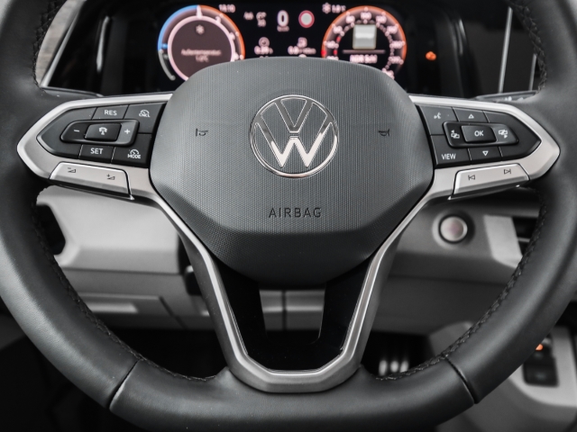 VW - T7 Multivan Style 1.5 eHybrid lang 4M AHK Navi 7-Sitzer_9