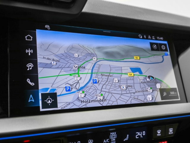 Audi - A3 Sportback 40 TFSIe S line AHK SONOS Navi Matrix_12