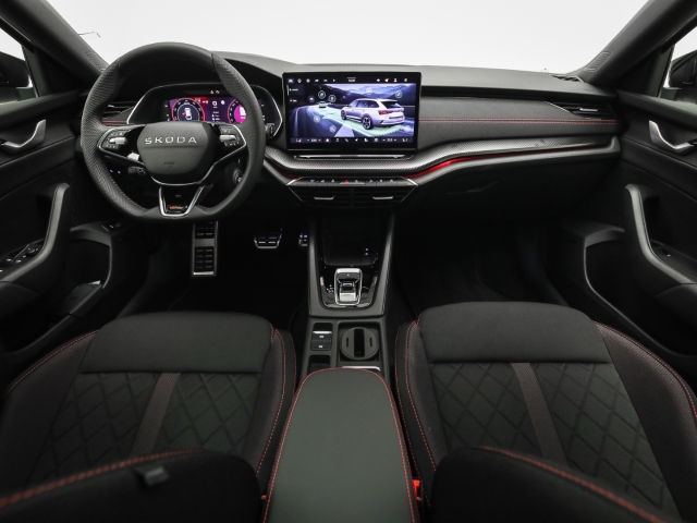 Skoda - Octavia Combi RS 2.0 TSI AHK Navi Pano Winter Canton_7