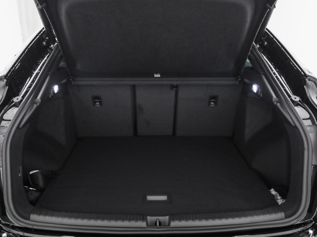 Audi - Q4 Sportback 55 quattro SONOS Pano AHK_21