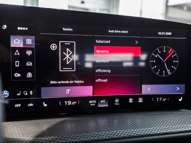 Audi - Q5 Sportback edition one TDI Luftfed. HUD_13
