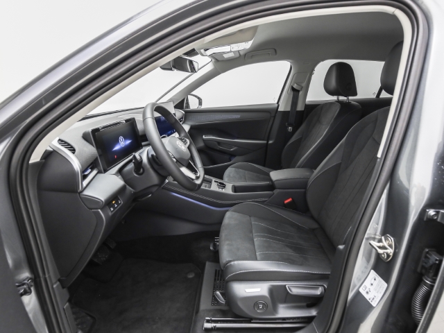 VW - T-Roc Style 1.5 eTSI DSG AHK Navi Kamera Matrix_6