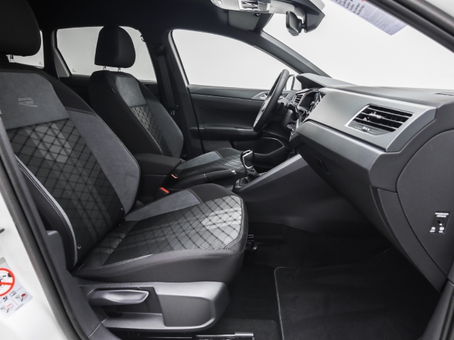 VW - Taigo R-Line 1.0 TSI DSG Ganzjahresreifen_13