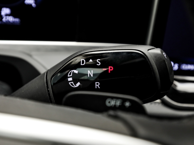 VW - Passat 2.0 TDI DSG Business Navi IQ.Light_10