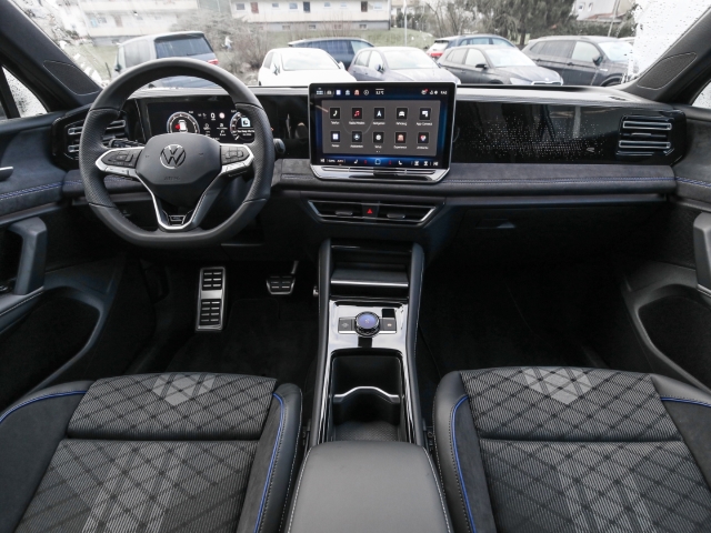 VW - Tiguan R-Line 1.5 eTSI DSG Kamera Winter ACC_7